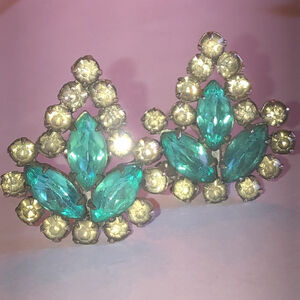 Vintage Elegant Silver Tone and Blue Crystal Clip On Earrings